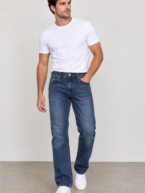 Sun + Stone Dark Blue Straight Leg Jeans, size34w, 32 L.
